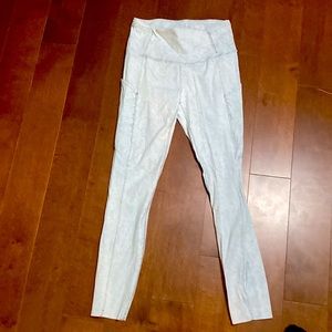 Lululemon fast and free 25", size 6